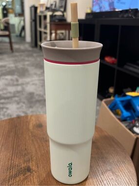 Owala 24OZ Stainless Steel Straw Tumbler Alpine Sport